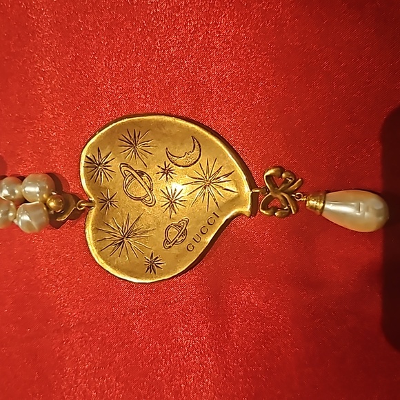 Gucci vintage carved pendant necklace - Picture 6 of 13